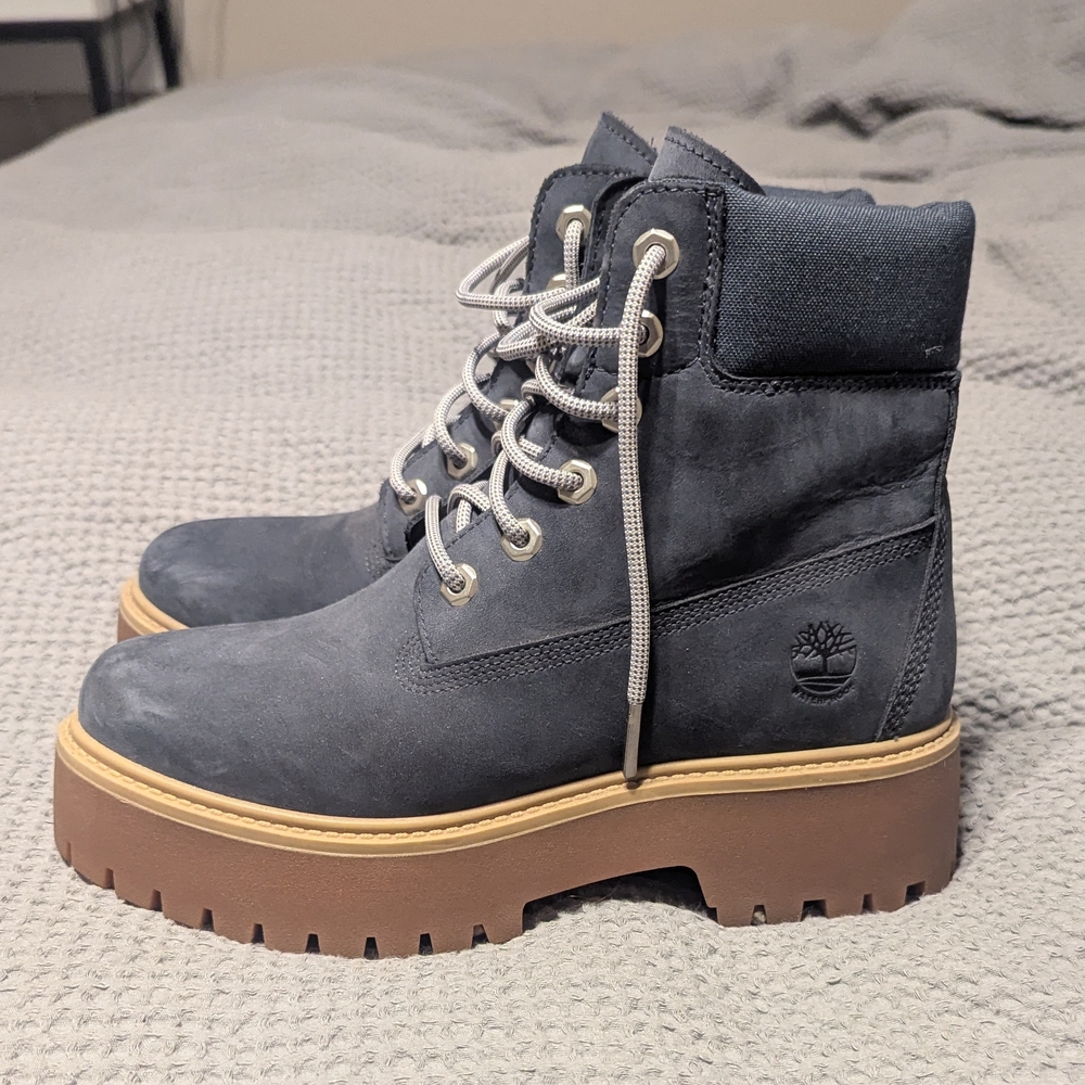 NWOT Timberland Gray Blue Lace-Up Boots